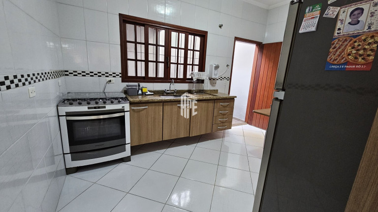Imagem Casa com 3 Quartos à Venda, 140 m² em Santa Terezinha - Santo André Imagem Casa com 3 Quartos à Venda, 140 m² em Santa Terezinha - Santo André