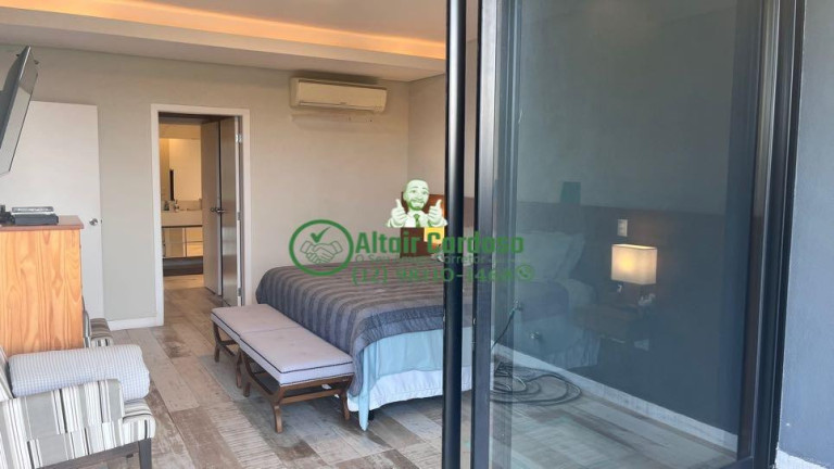 Imagem Casa de Condomínio com 3 Quartos à Venda, 405 m² em Centro - Jambeiro
