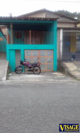 Casa com 3 Quartos à Venda,  em Pq. Santo Antonio - Jacareí