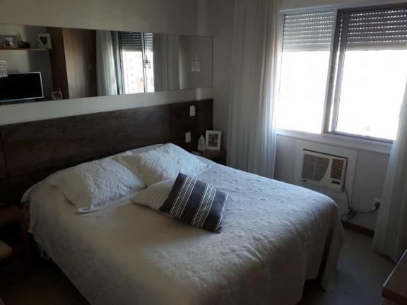 Imagem Apartamento com 3 Quartos à Venda, 96 m² em Moinhos De Vento - Porto Alegre Imagem Apartamento com 3 Quartos à Venda, 96 m² em Moinhos De Vento - Porto Alegre