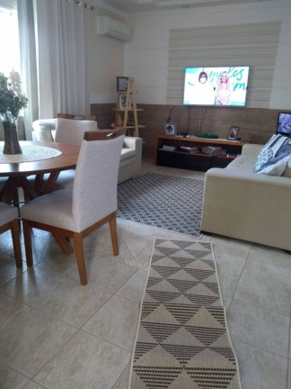 Casa com 3 Quartos à Venda, 300 m² em Jardim Helena Maria - Guarujá
