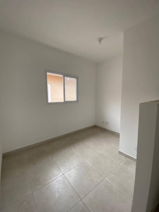 Imagem Casa com 2 Quartos à Venda, 60 m² em Nova Mirim - Praia Grande