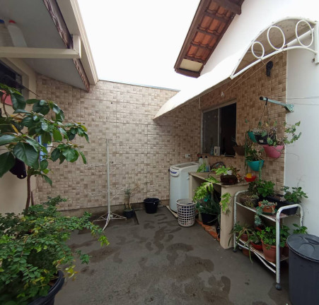 Imagem Casa com 3 Quartos à Venda, 324 m² em Jundiaí