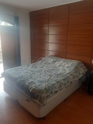 Imagem Sobrado com 3 Quartos à Venda, em Itaquera - São Paulo Imagem Sobrado com 3 Quartos à Venda, em Itaquera - São Paulo