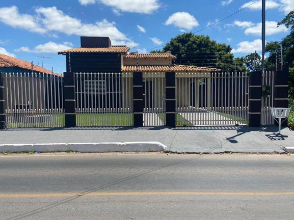 Casa com 2 Quartos à Venda, 131 m² em Jardim Das Palmeiras - Cuiabá