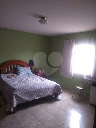 Imagem Casa com 5 Quartos para Alugar ou Temporada, 283 m² em Caieiras