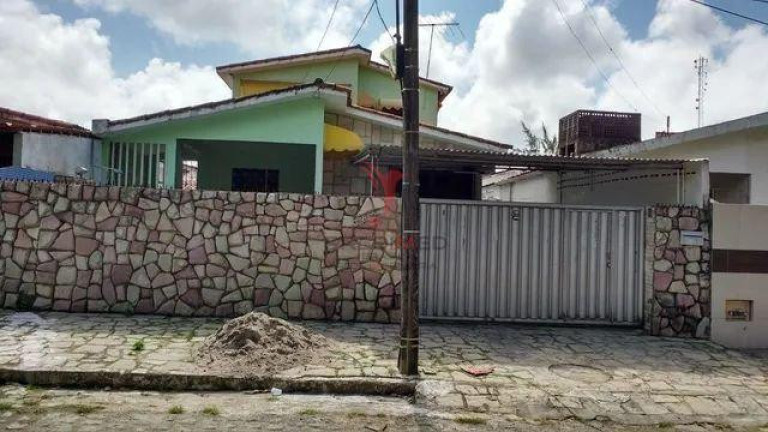 Casa com 4 Quartos à Venda, 100 m² em João Pessoa