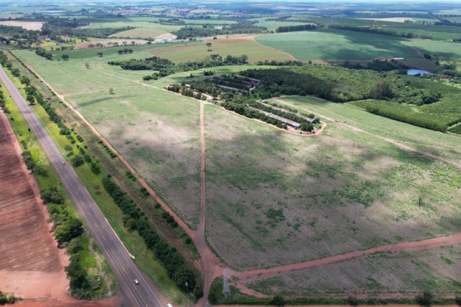 Imagem Chácara à Venda, 13 m² em Zona Rural - Casa Branca Imagem Chácara à Venda, 13 m² em Zona Rural - Casa Branca