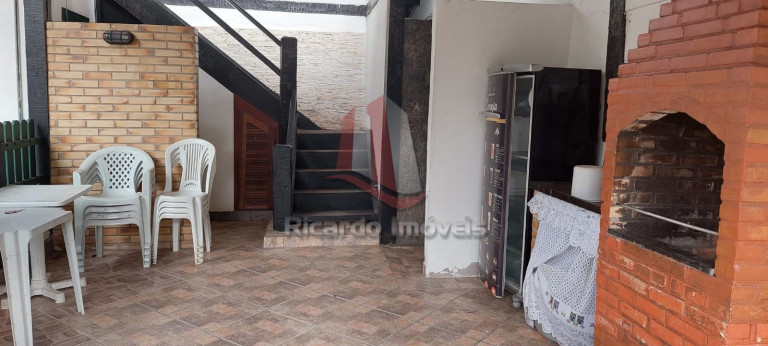 Imagem Casa de Condomínio com 4 Quartos à Venda, 100 m² em Peró - Cabo Frio