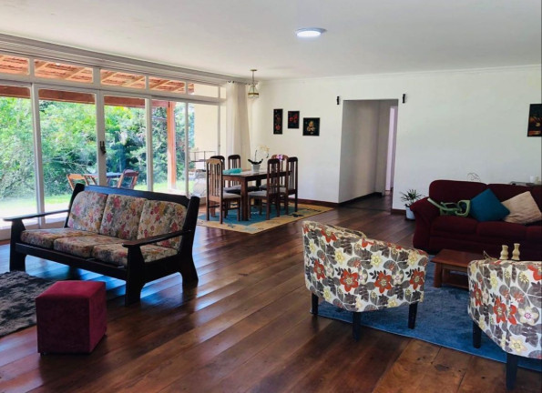 Casa com 3 Quartos à Venda, 5.600 m² em Parque Do Imbui - Teresópolis