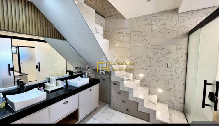 Imagem Casa com 4 Quartos à Venda, 500 m² em Balneário Flórida - Praia Grande Imagem Casa com 4 Quartos à Venda, 500 m² em Balneário Flórida - Praia Grande