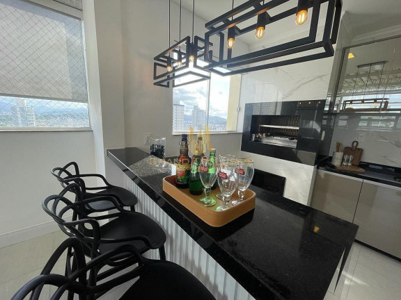 Imagem Cobertura com 4 Quartos à Venda, 225 m² em Centro - Balneário Camboriú