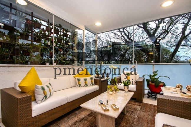Apartamento com 3 Quartos à Venda, 239 m² em Alto De Pinheiros - São Paulo
