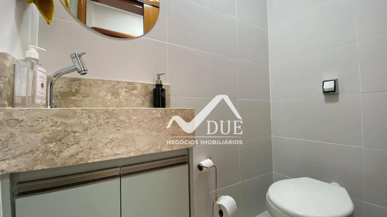 Imagem Apartamento com 3 Quartos à Venda, 133 m² em Embaré - Santos Imagem Apartamento com 3 Quartos à Venda, 133 m² em Embaré - Santos