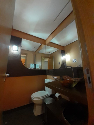 Imagem Apartamento com 2 Quartos à Venda, 72 m² em Menino Deus - Porto Alegre