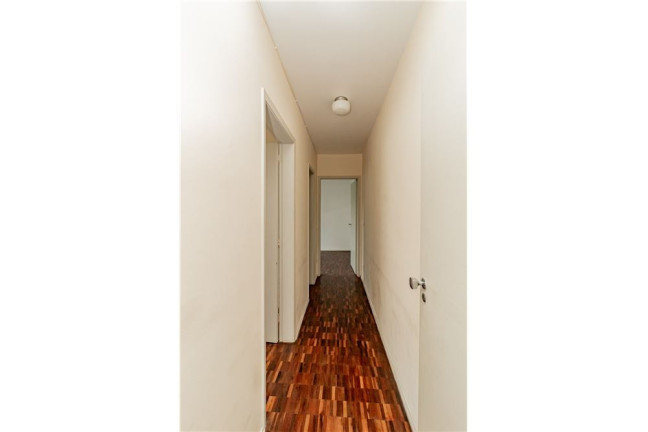 Imagem Imóvel com 2 Quartos à Venda,  em Petrópolis - Porto Alegre