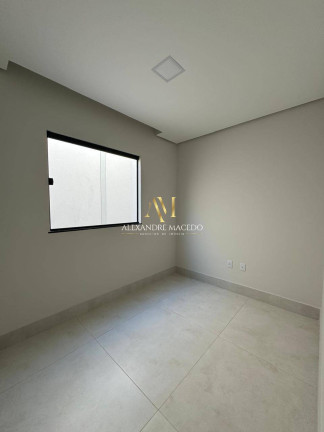 Imagem Casa com 3 Quartos à Venda, 130 m² em Vila Campos - Montes Claros