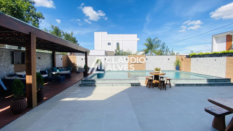 Imagem Casa de Condomínio com 4 Quartos à Venda, 490 m² em Parque Ipê - Feira De Santana