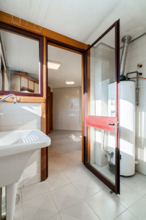 Imagem Imóvel com 3 Quartos à Venda, 172 m² em Petrópolis - Porto Alegre
