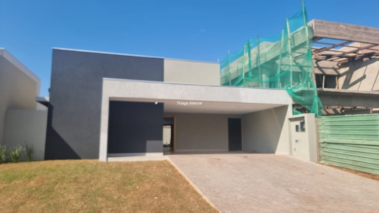 Casa de Condomínio com 3 Quartos à Venda, 374 m² em Residencial Alphaville Iii - Campo Grande