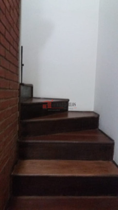 Imagem Sobrado com 4 Quartos à Venda, 225 m² em Santo Antônio - Osasco