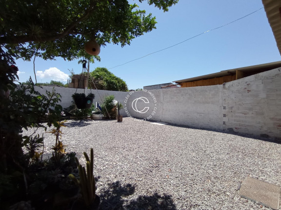 Imagem Casa com 3 Quartos à Venda, 120 m² em Juscelino Kubitschek - Santa Maria Imagem Casa com 3 Quartos à Venda, 120 m² em Juscelino Kubitschek - Santa Maria