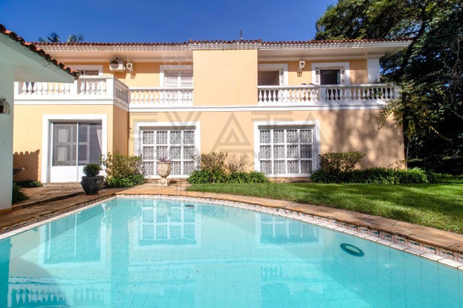 Casa com 5 Quartos à Venda, 645 m² em Jardim Guedala - São Paulo