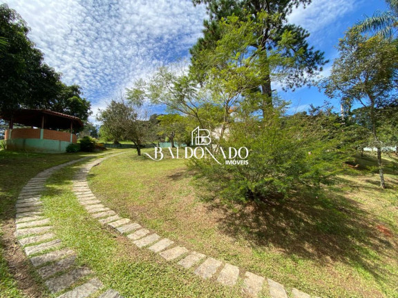 Imagem Imóvel com 4 Quartos à Venda, 6.700 m² em Centro - Extrema Imagem Imóvel com 4 Quartos à Venda, 6.700 m² em Centro - Extrema