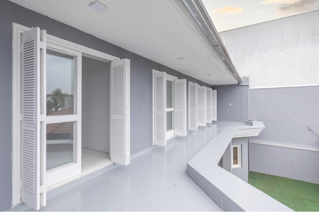 Imagem Casa com 4 Quartos à Venda, 378 m² em Centro - Canoas