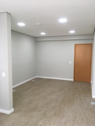 Sala Comercial à Venda, 28 m² em Centro - Jacareí