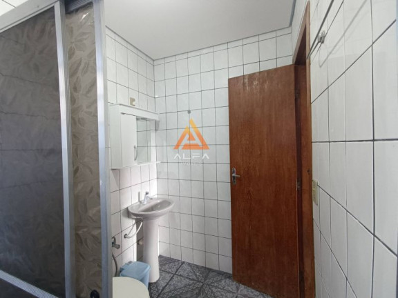 Imagem Casa com 3 Quartos à Venda, 192 m²