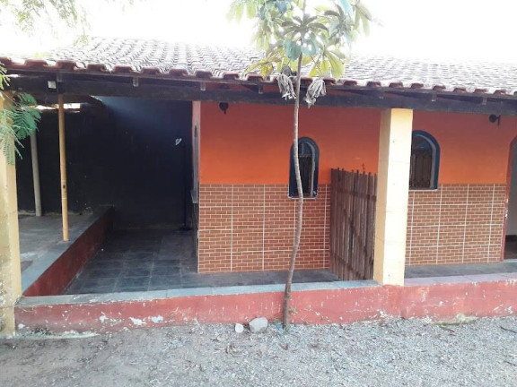 Imagem Casa com 1 Quarto à Venda, 450 m² em Monteiro (são Vicente) - Araruama Imagem Casa com 1 Quarto à Venda, 450 m² em Monteiro (são Vicente) - Araruama