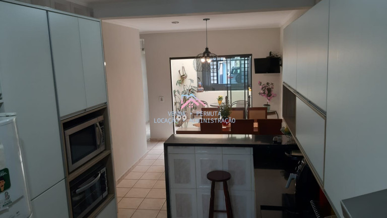 Imagem Casa com 3 Quartos à Venda, 284 m² em Jardim Santa Gertrudes - Jundiaí