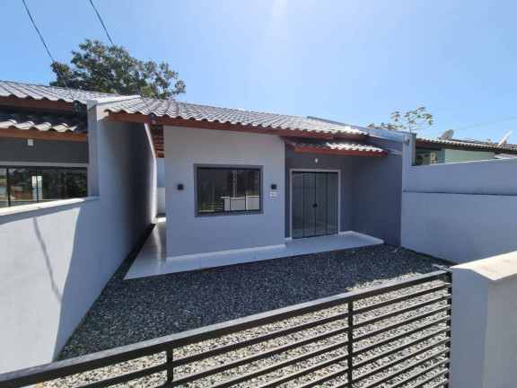 Casa com 2 Quartos à Venda,  em Barra Velha