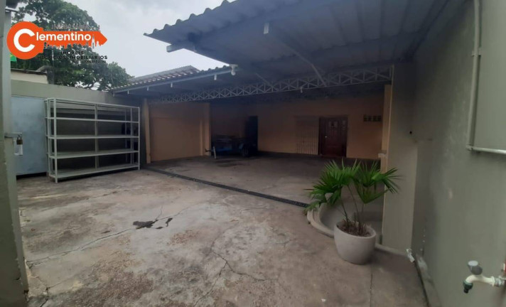 Casa com 4 Quartos à Venda, 500 m² em Cachoeirinha - Manaus