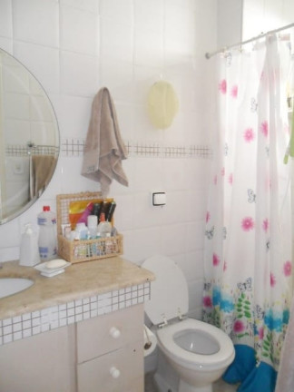 Imagem Casa com 2 Quartos para Alugar,  em Centro - Pindamonhangaba