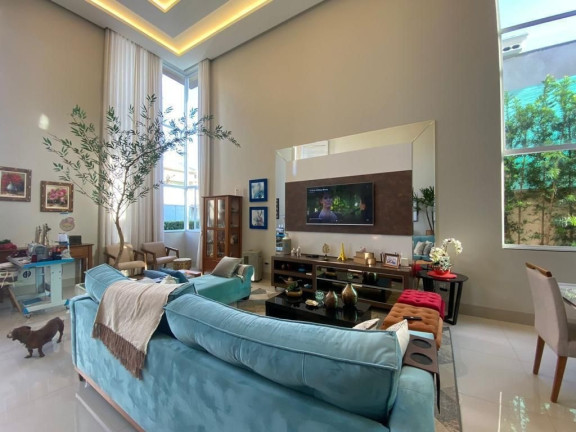 Imagem Casa de Condomínio com 3 Quartos à Venda, 395 m² em Jardins Lisboa - Goiânia