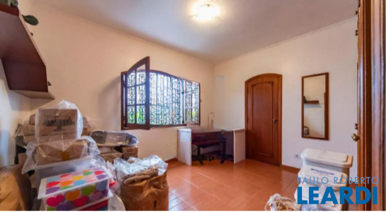 Imagem Sobrado com 3 Quartos à Venda, 350 m² em Jardim - Santo André