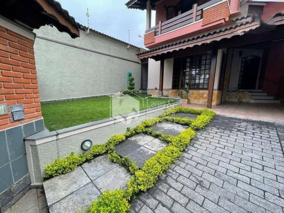 Imagem Sobrado com 4 Quartos à Venda, 333 m² em Vila Albertina - São Paulo Imagem Sobrado com 4 Quartos à Venda, 333 m² em Vila Albertina - São Paulo
