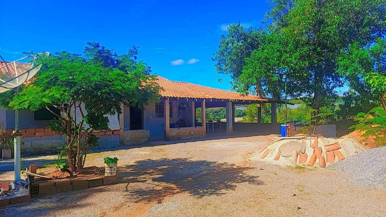 Imagem Casa com 1 Quarto à Venda, 1.306 m² em Maracanã - Atibaia