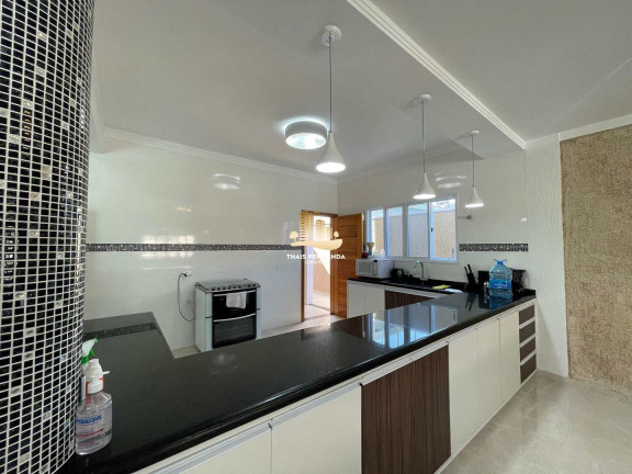 Imagem Casa com 5 Quartos à Venda, 261 m² em Flórida - Praia Grande Imagem Casa com 5 Quartos à Venda, 261 m² em Flórida - Praia Grande
