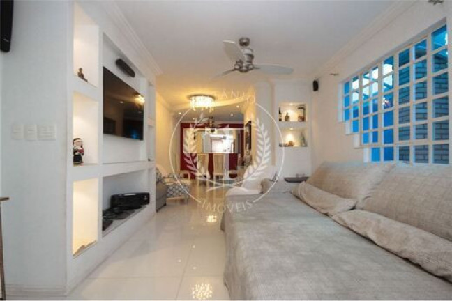 Imagem Casa com 3 Quartos à Venda, 179 m² em Vila Brasílio Machado - São Paulo
