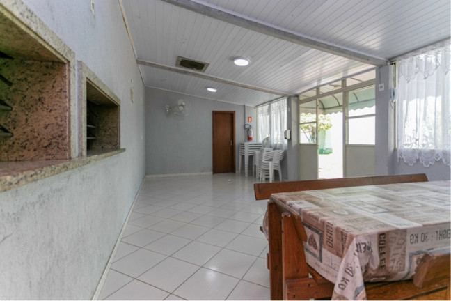 Imagem Imóvel com 3 Quartos à Venda, em Jardim Planalto - Porto Alegre Imagem Imóvel com 3 Quartos à Venda, em Jardim Planalto - Porto Alegre