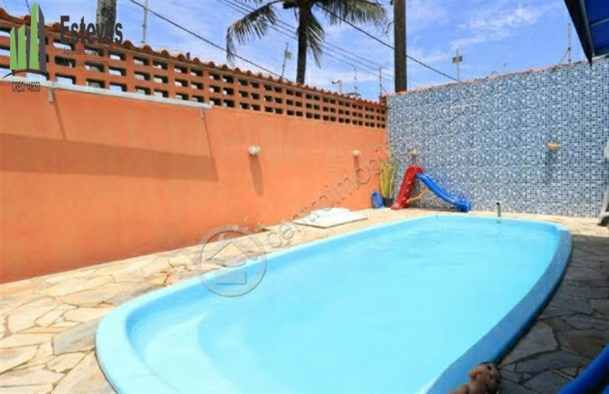 Casa com 4 Quartos à Venda,  em Centro - Itanhaem