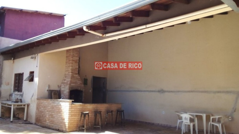 Imagem Sobrado com 3 Quartos à Venda, 187 m² em Vale Verde - Londrina
