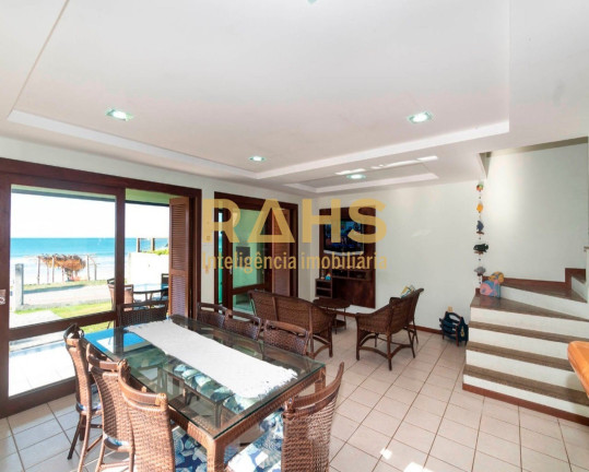 Imagem Casa com 4 Quartos à Venda, 224 m² em Bombas - Bombinhas Imagem Casa com 4 Quartos à Venda, 224 m² em Bombas - Bombinhas