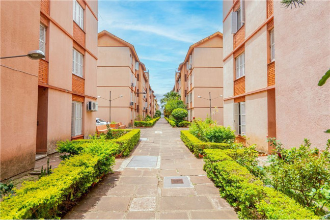 Imagem Imóvel com 2 Quartos à Venda, em Menino Deus - Porto Alegre Imagem Imóvel com 2 Quartos à Venda, em Menino Deus - Porto Alegre