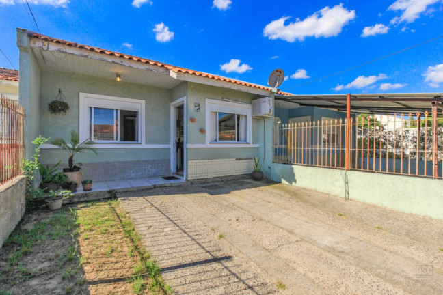 Imagem Casa com 2 Quartos à Venda, 46 m² em Hípica - Porto Alegre Imagem Casa com 2 Quartos à Venda, 46 m² em Hípica - Porto Alegre