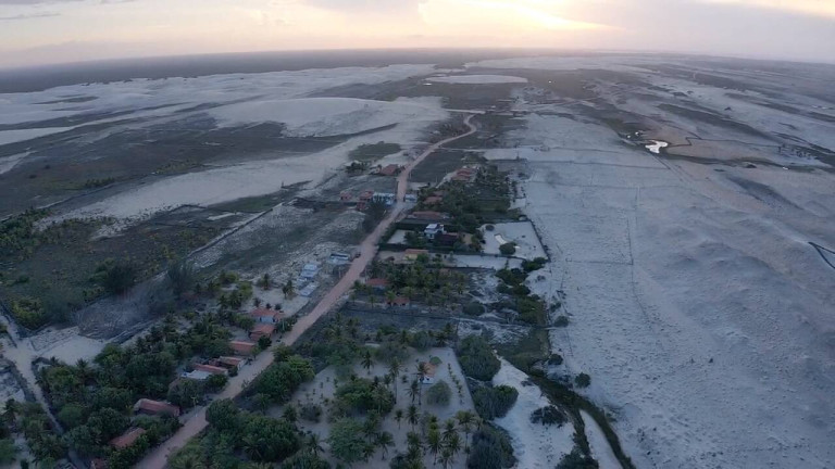 Imagem Terreno à Venda, 3.000 m² em Praia De Curimãs - Barroquinha Imagem Terreno à Venda, 3.000 m² em Praia De Curimãs - Barroquinha