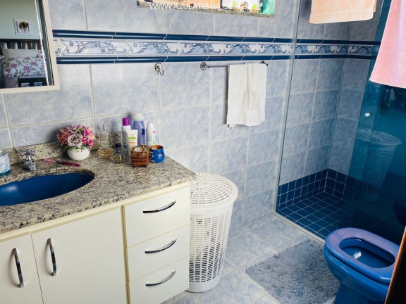 Imagem Casa com 3 Quartos à Venda, 212 m² em Vila Santista - Atibaia